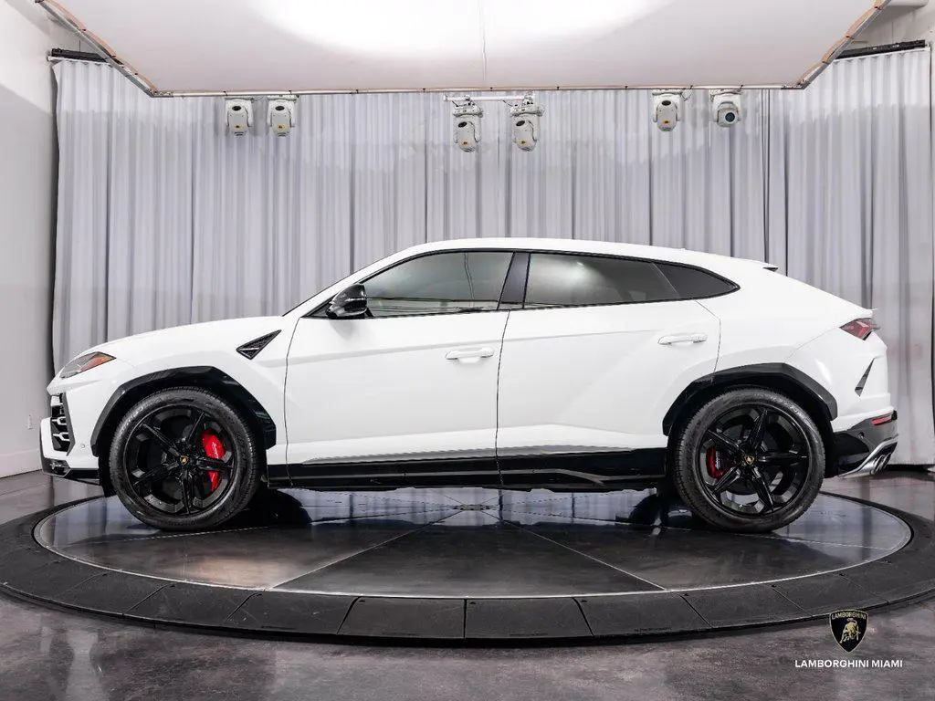 2019 Lamborghini Urus 4.0 V8 photo 5