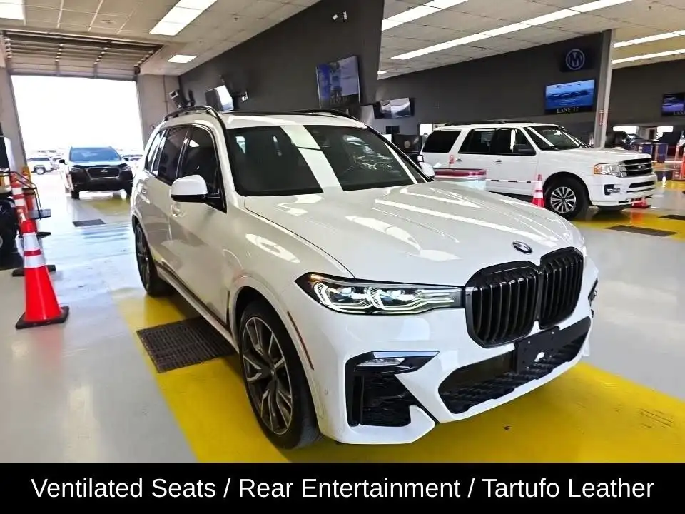 2020 BMW X7 M50i xDrive's photo
