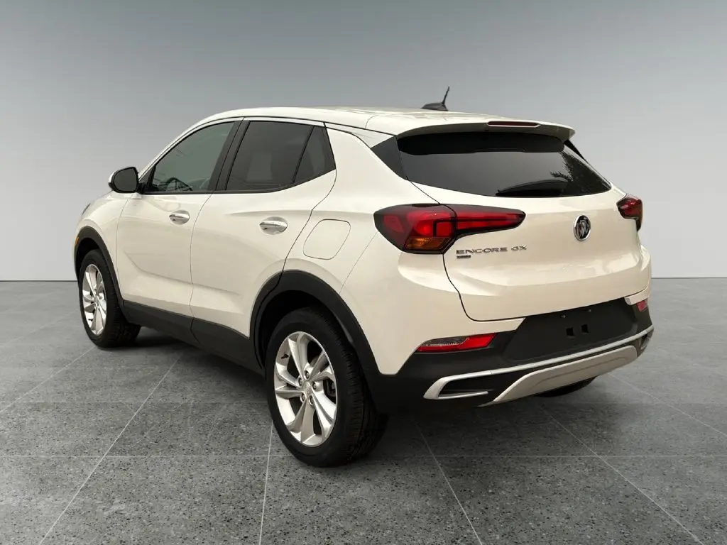 2020 Buick Encore GX Preferred AWD photo 3