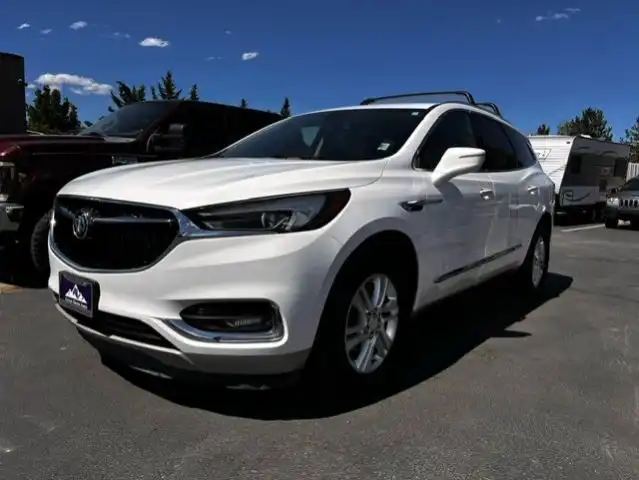 2020 Buick Enclave Essence AWD's photo