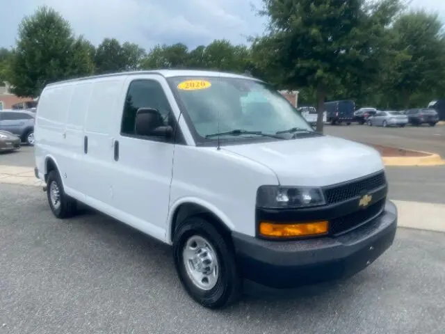 2020 Chevrolet Express Work Van HD 2500 photo 4