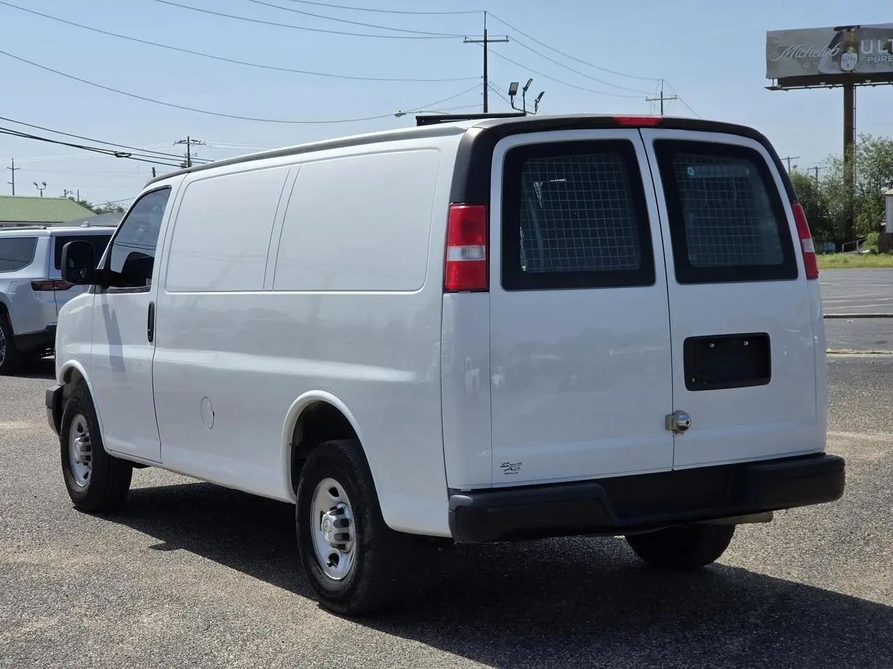 2020 Chevrolet Express 2500 Work Van HD photo 5