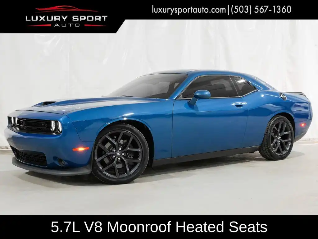 2020 Dodge Challenger R/T's photo
