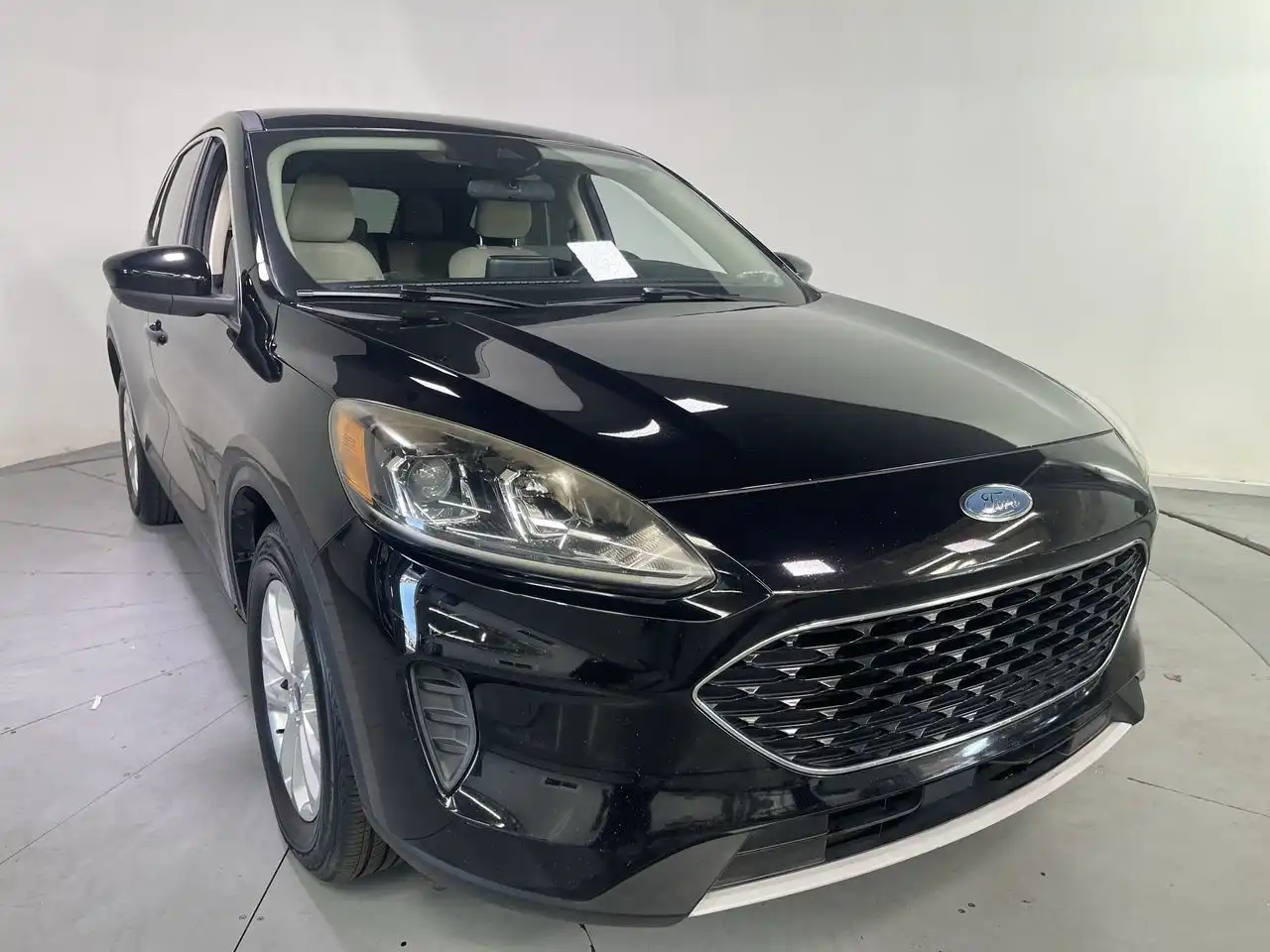 2020 Ford Escape SE FWD's photo