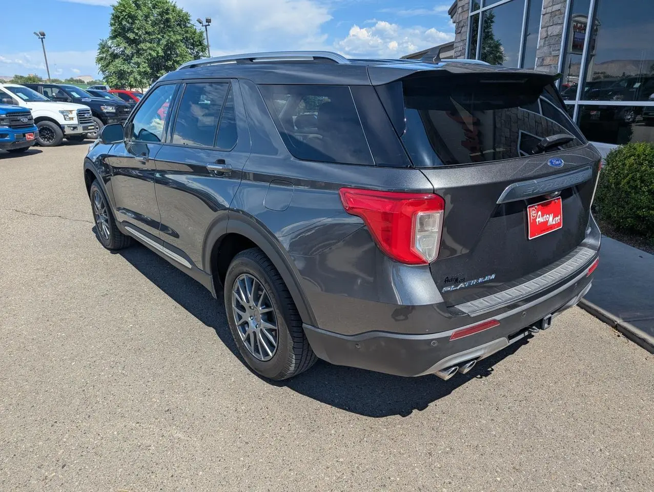 2020 Ford Explorer Platinum 4WD photo 3