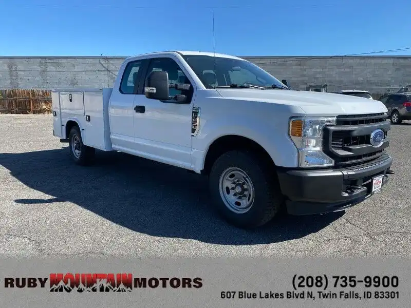 2020 Ford F-250 XL SuperCab 8' Box's photo