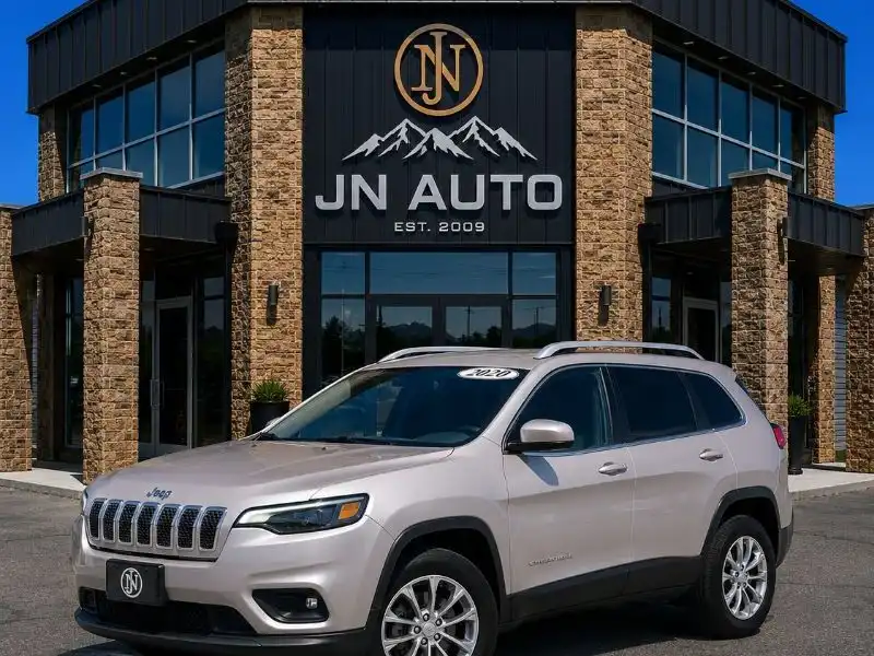 2020 Jeep Cherokee Latitude Plus 4X4's photo