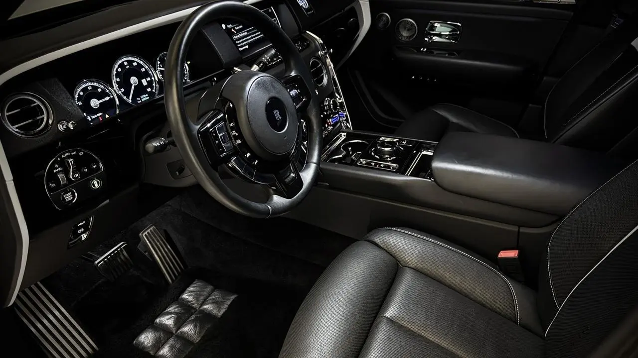 2020 Rolls-Royce Cullinan Base photo 4