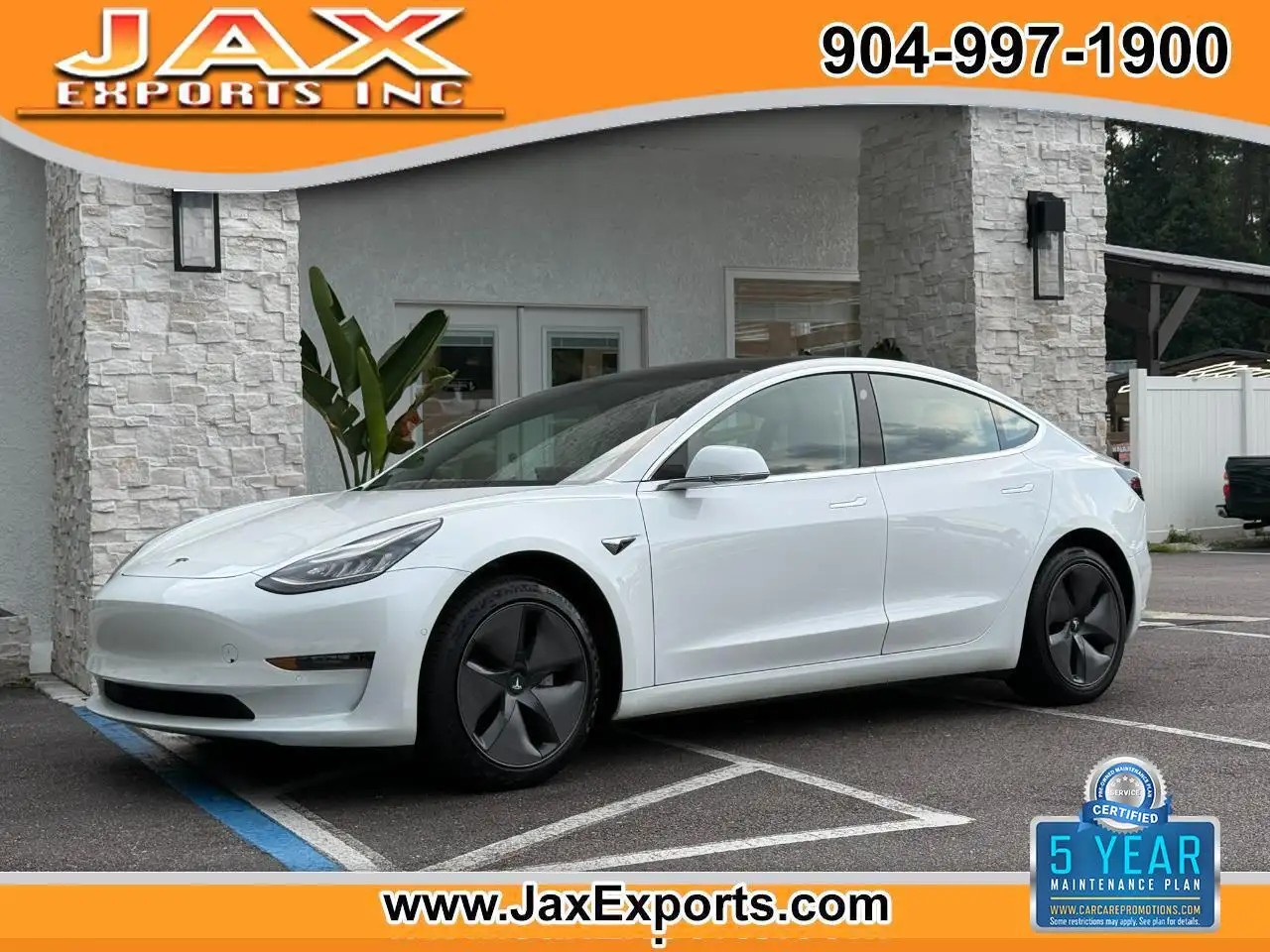 2020 Tesla Model 3 Standard Range Plus's photo