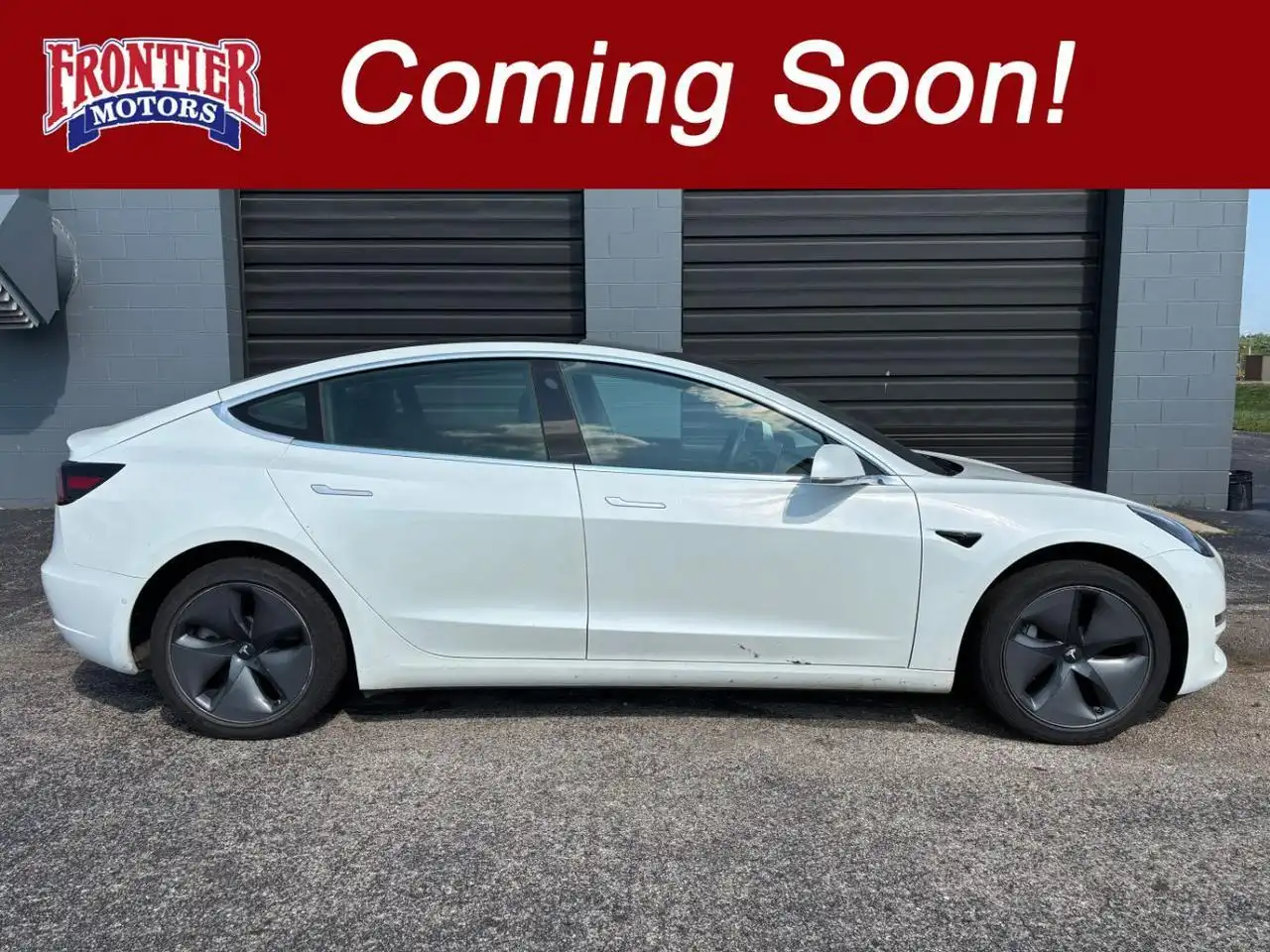 2020 Tesla Model 3 Standard Range Plus's photo
