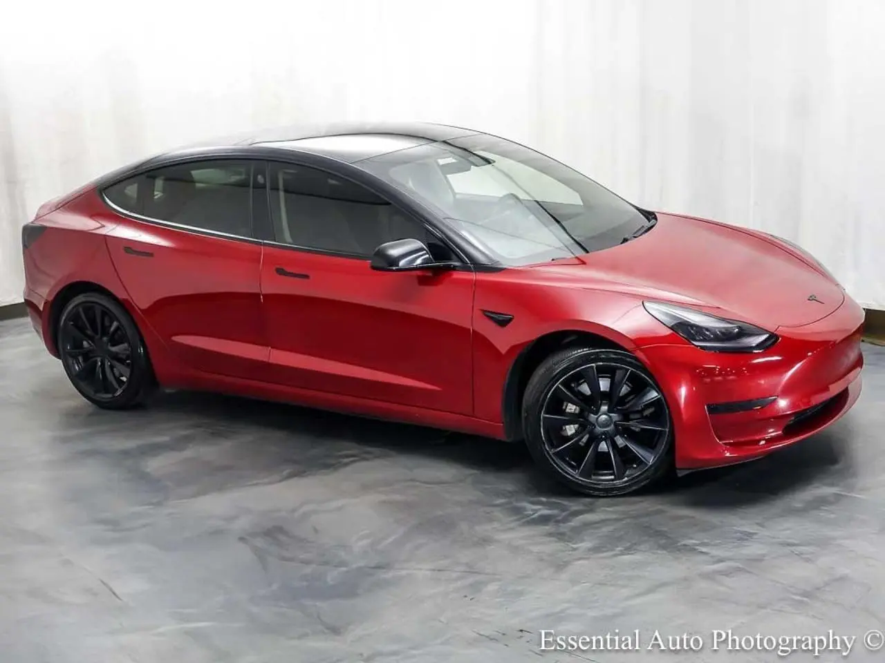 2020 Tesla Model 3 Standard Range Plus photo 5
