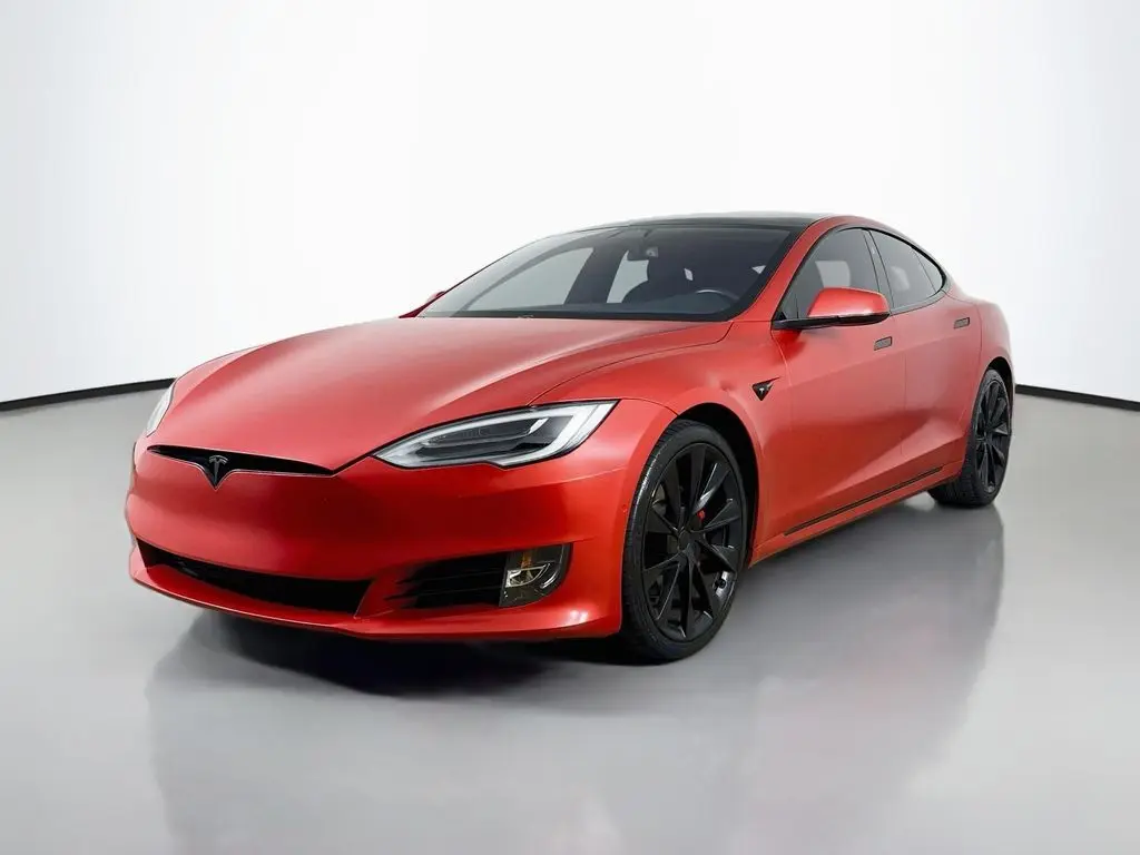 2020 Tesla Model S Performance photo 3