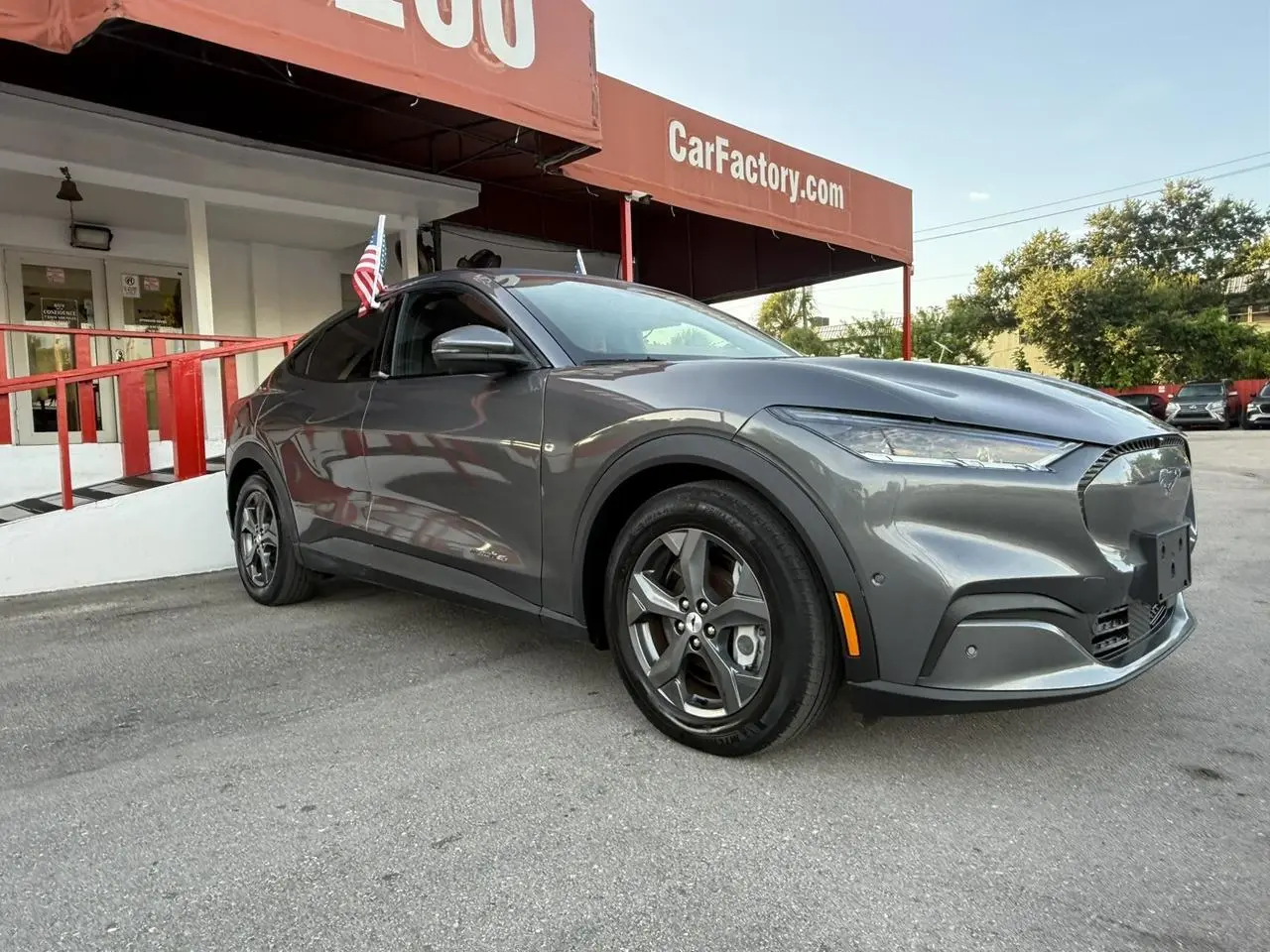 2021 Ford Mustang-Mach-e Select photo 4
