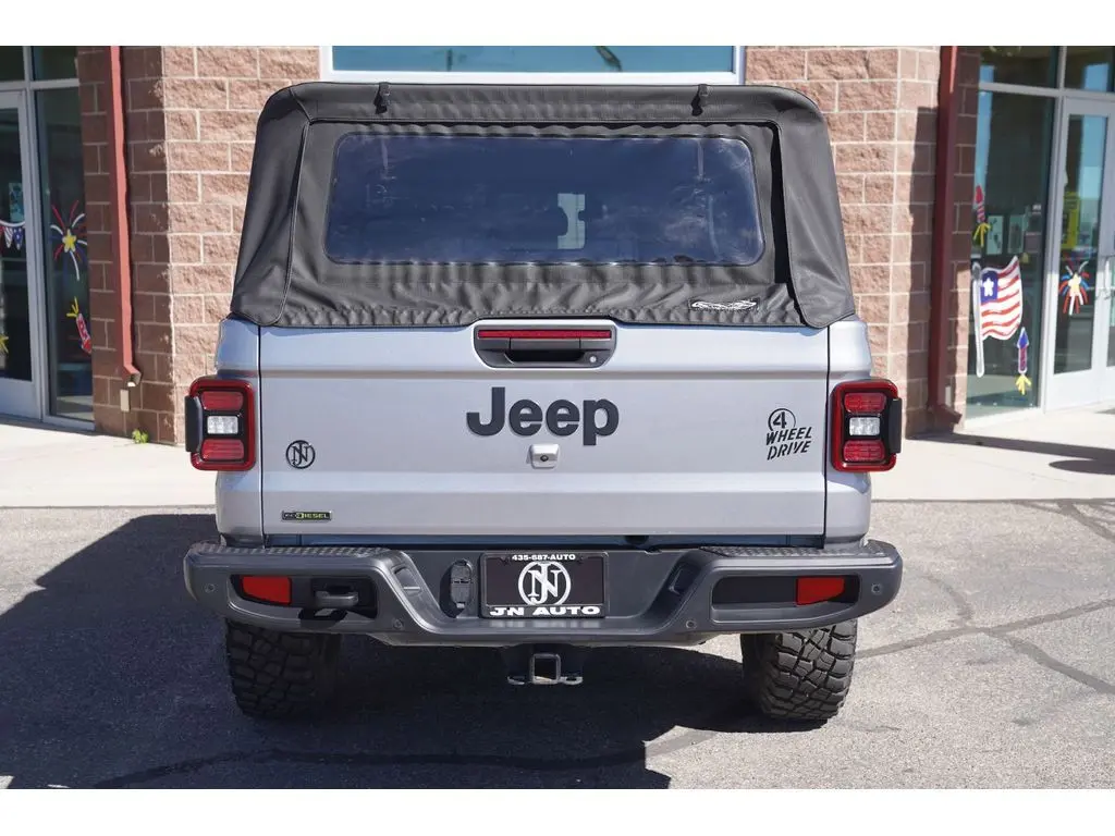 2021 Jeep Gladiator WILLYS photo 5