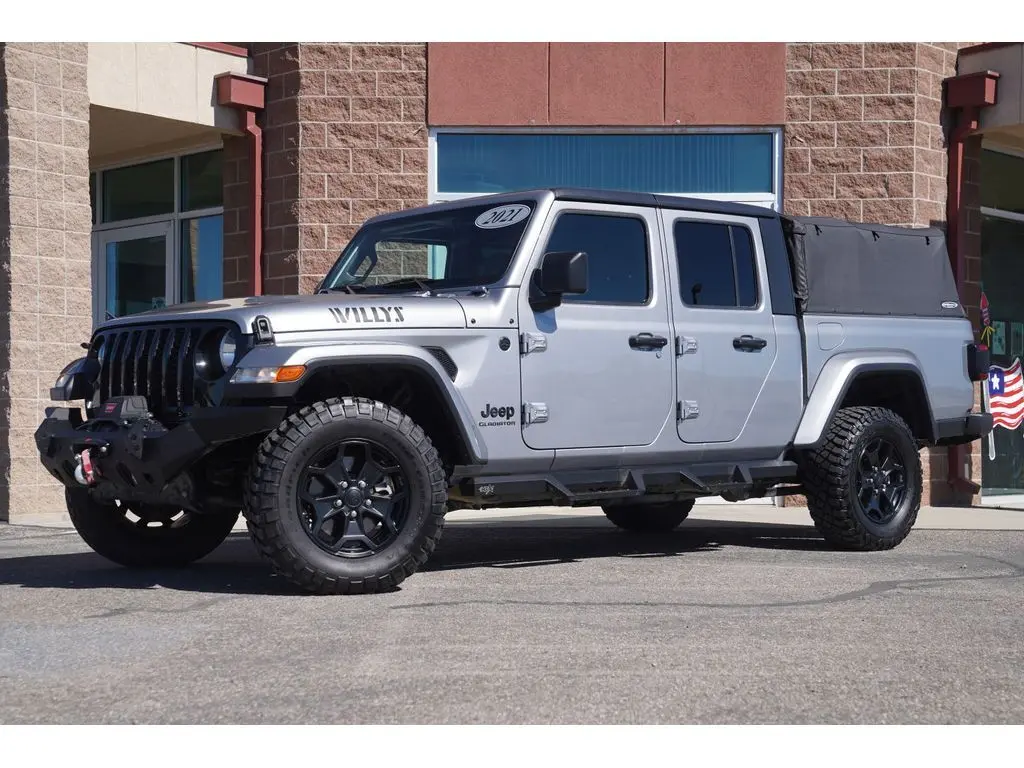 Vehicle Image 2