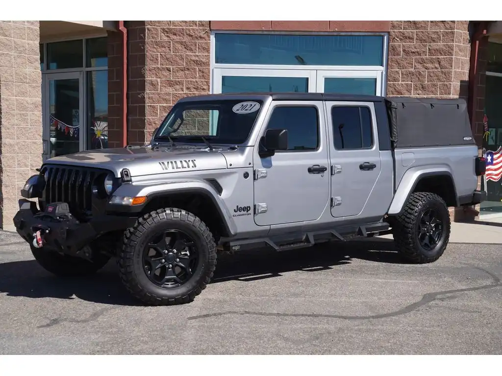 2021 Jeep Gladiator WILLYS's photo