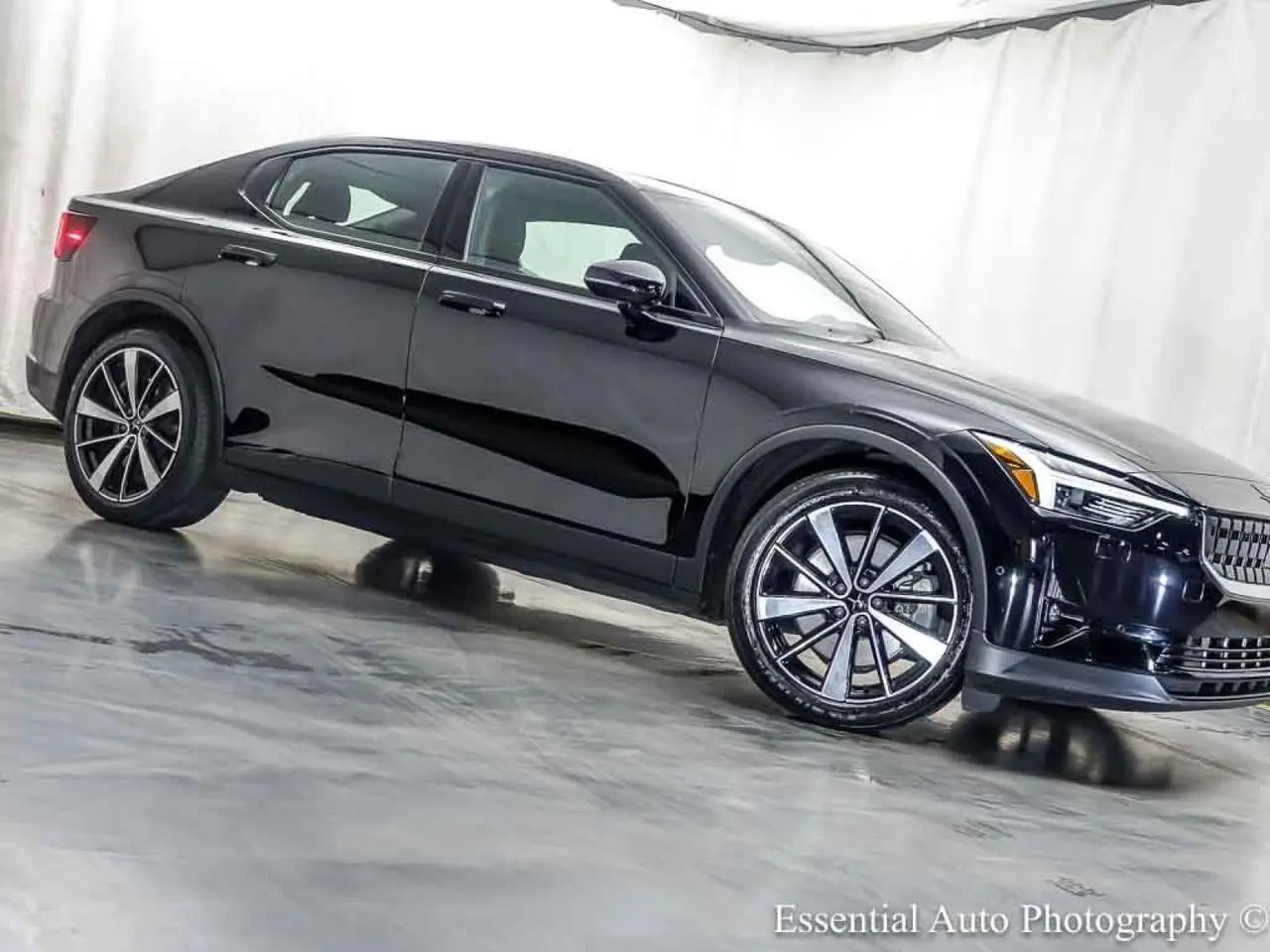 2021 Polestar 2 Pilot Plus photo 4