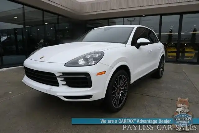 2021 Porsche Cayenne S's photo