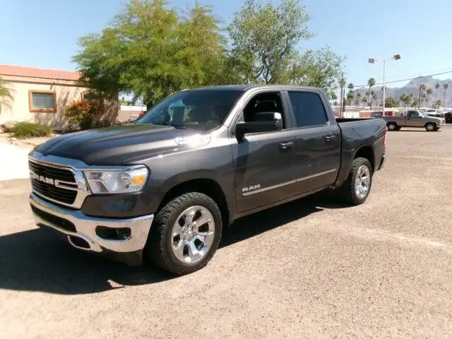 2021 RAM 1500 Big Horn/Lone Star 4x4 Crew Cab 5'7's photo