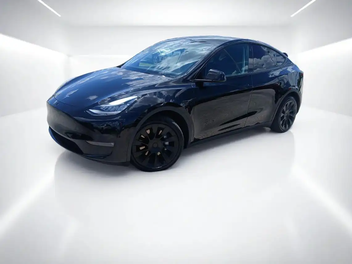 2021 Tesla Model Y Long Range Dual Motor All-Wheel Drive's photo
