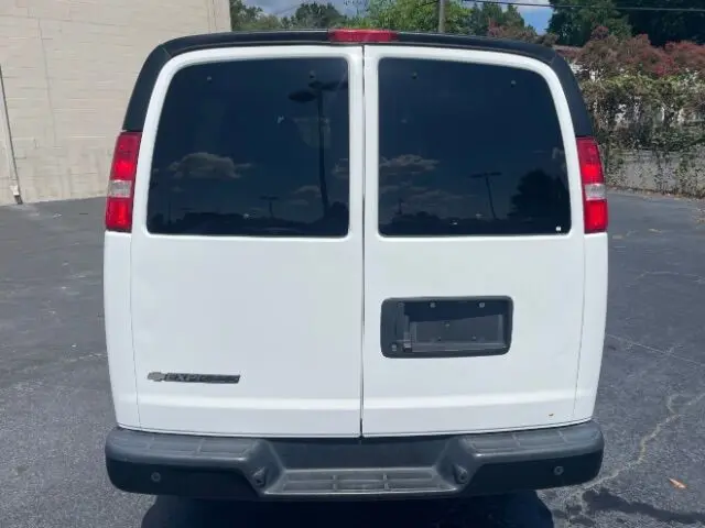 2022 Chevrolet Express LS 3500 Extended photo 5