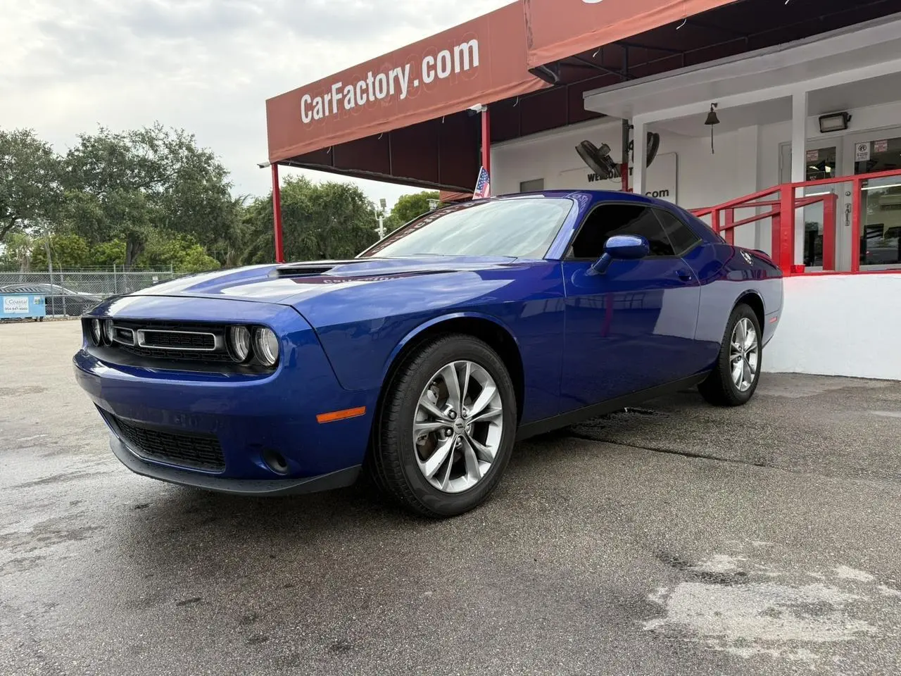 2022 Dodge Challenger SXT Auto AWD photo 4