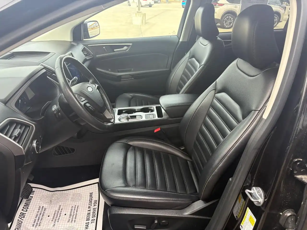 2022 Ford Edge SEL AWD's photo