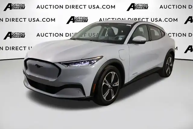 2022 Ford Mustang-Mach-e Select's photo
