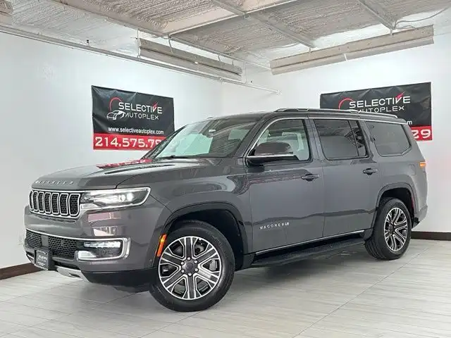 2022 Jeep Wagoneer Series III 4WD's photo