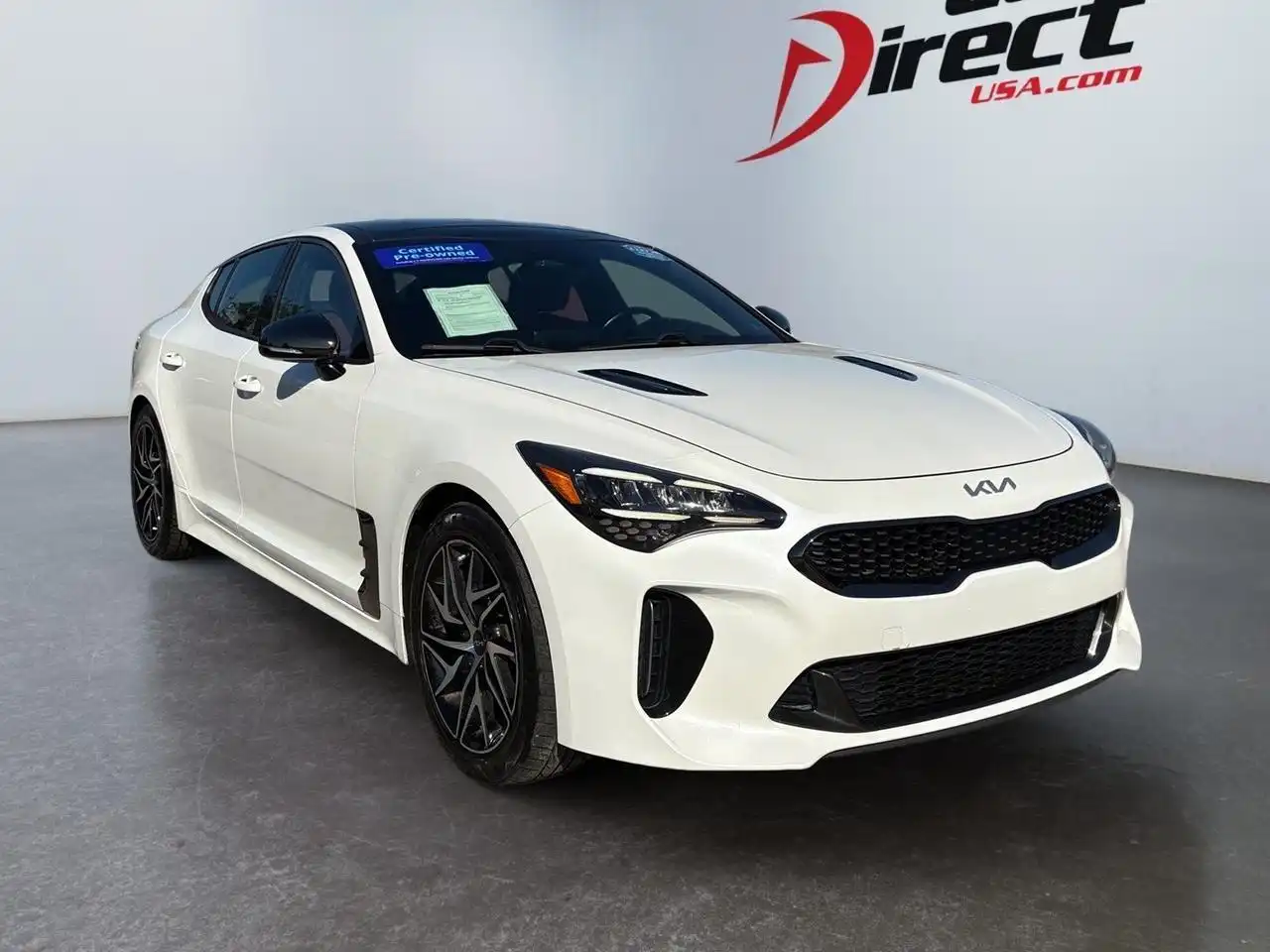 2022 Kia Stinger GT-Line's photo