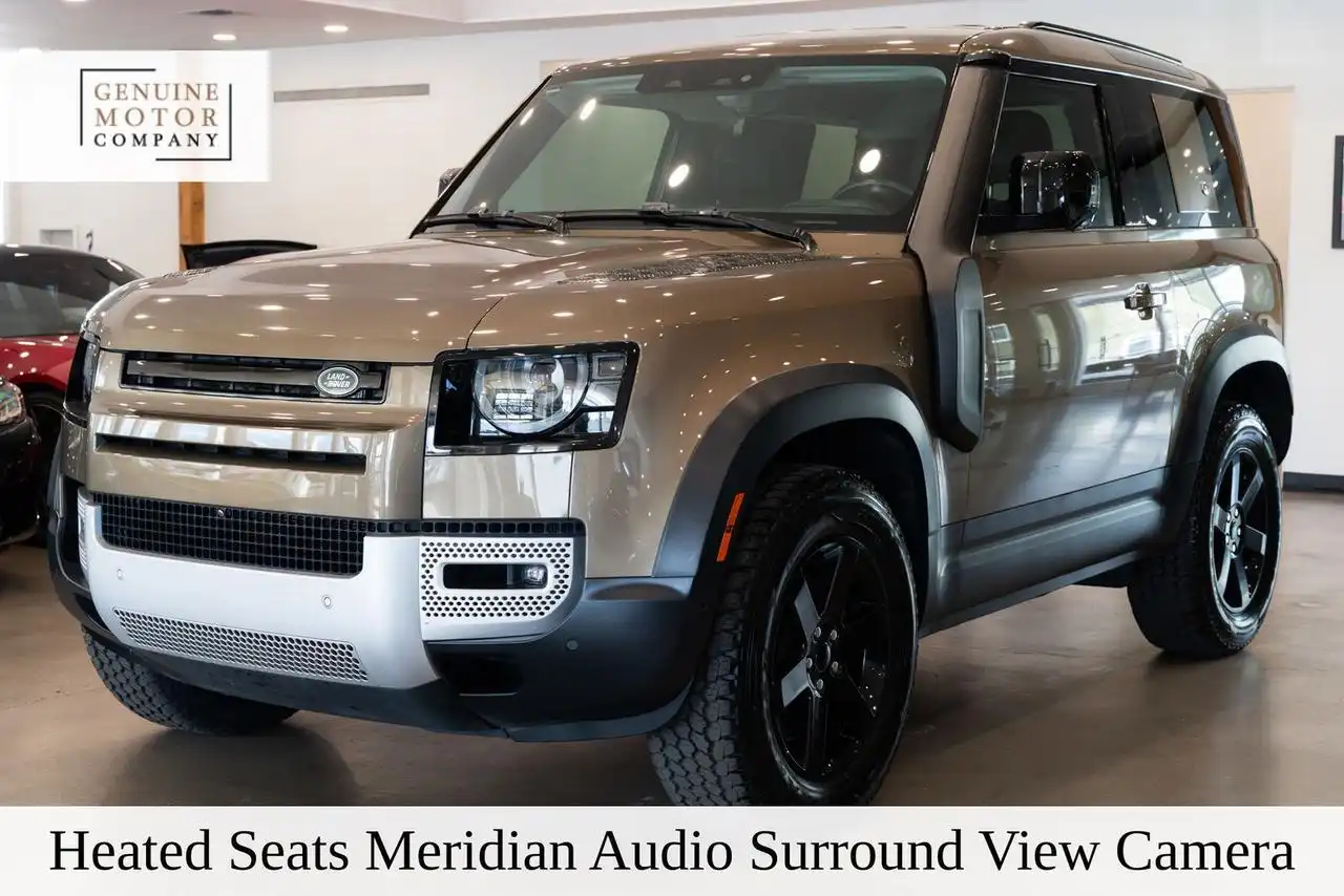 2022 Land Rover Defender S's photo