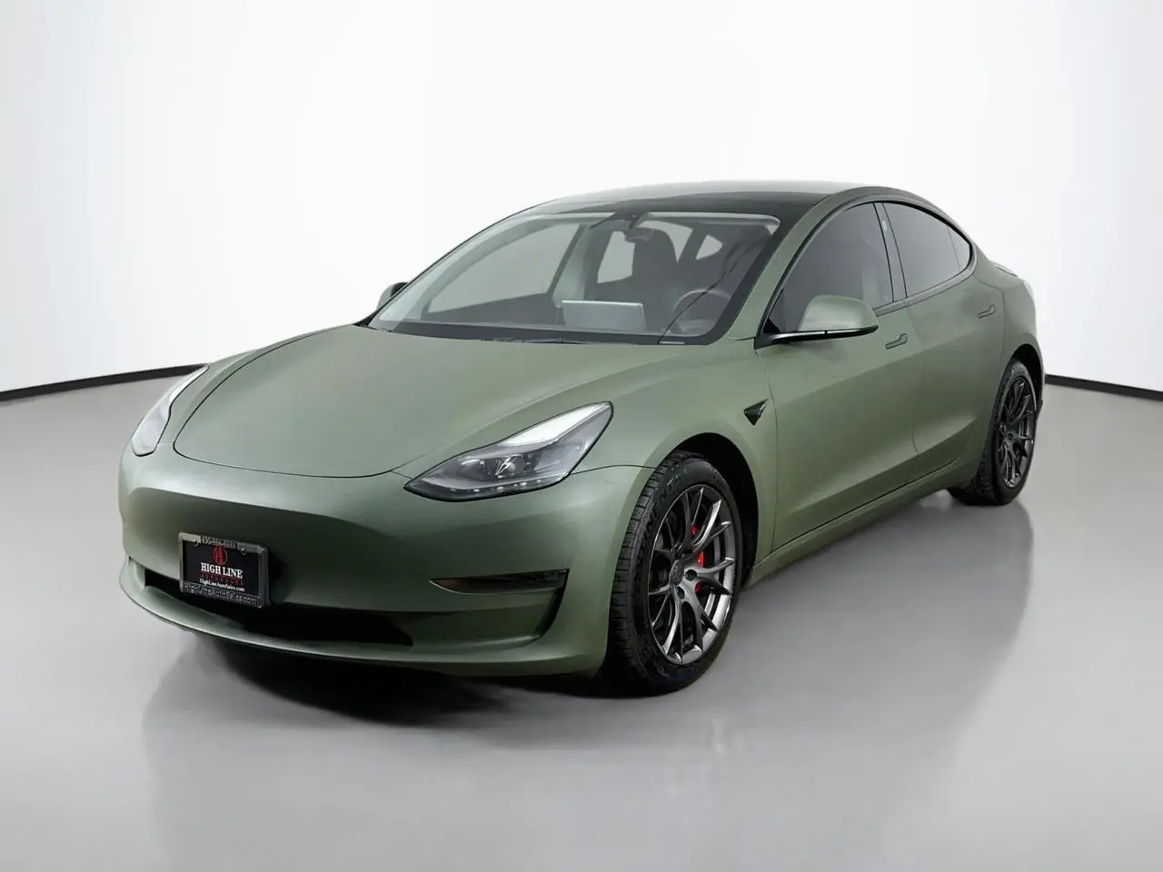 2022 Tesla Model 3 Performance Dual Motor AWD photo 3