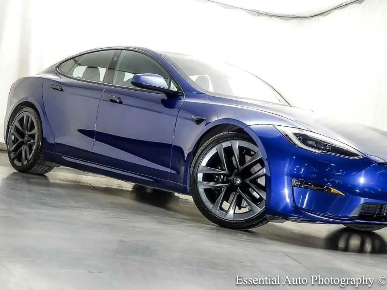 2022 Tesla Model S Base photo 4