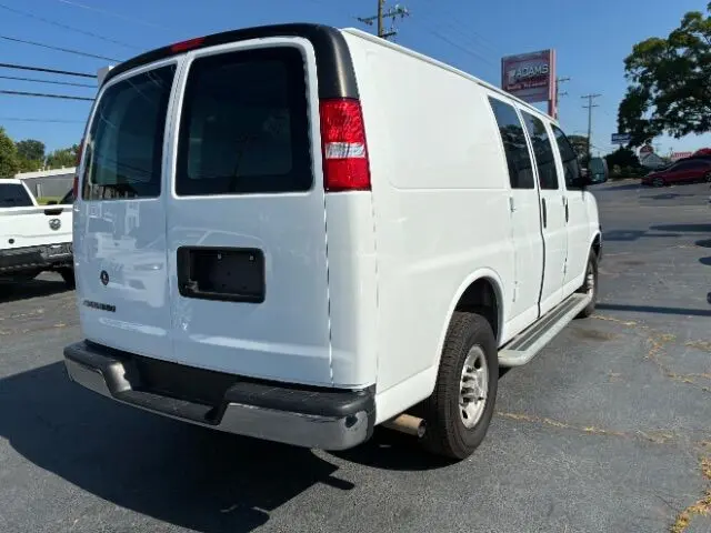 2023 Chevrolet Express 2500 Work Van HD photo 3