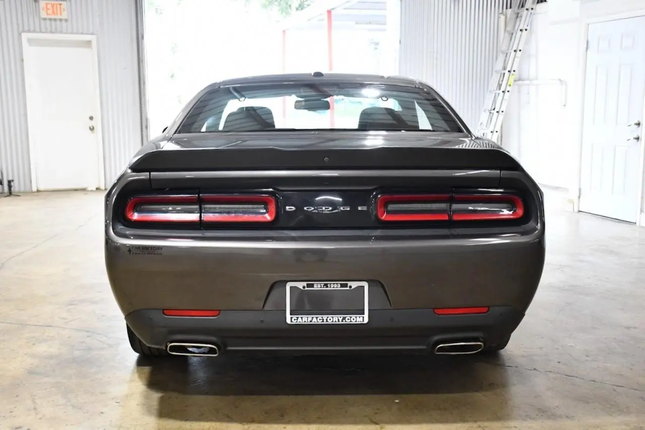 2023 Dodge Challenger GT Auto photo 5