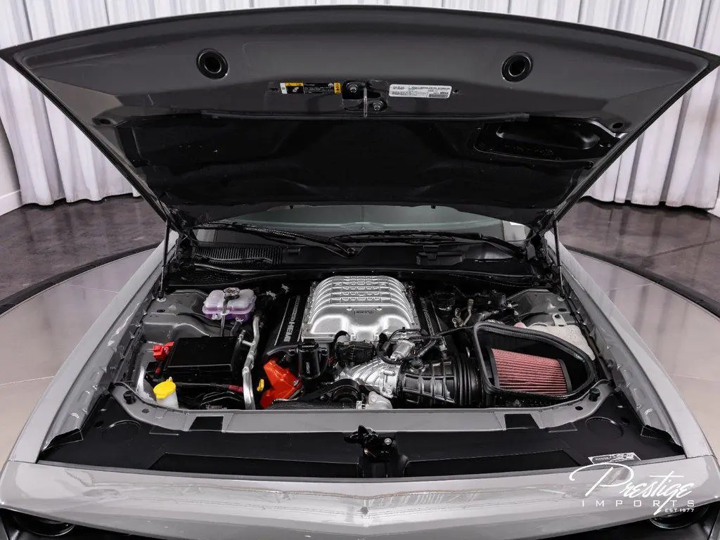 2023 Dodge Challenger SRT Hellcat Jailbreak Auto photo 5