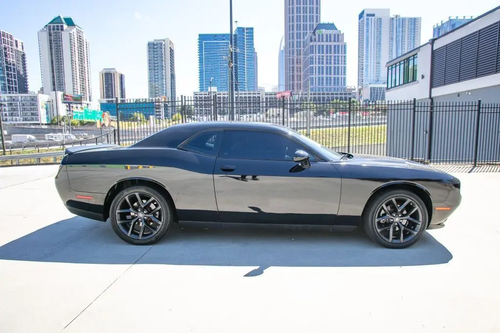 2023 Dodge Challenger SXT Auto photo 3