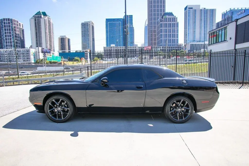 2023 Dodge Challenger SXT Auto photo 5