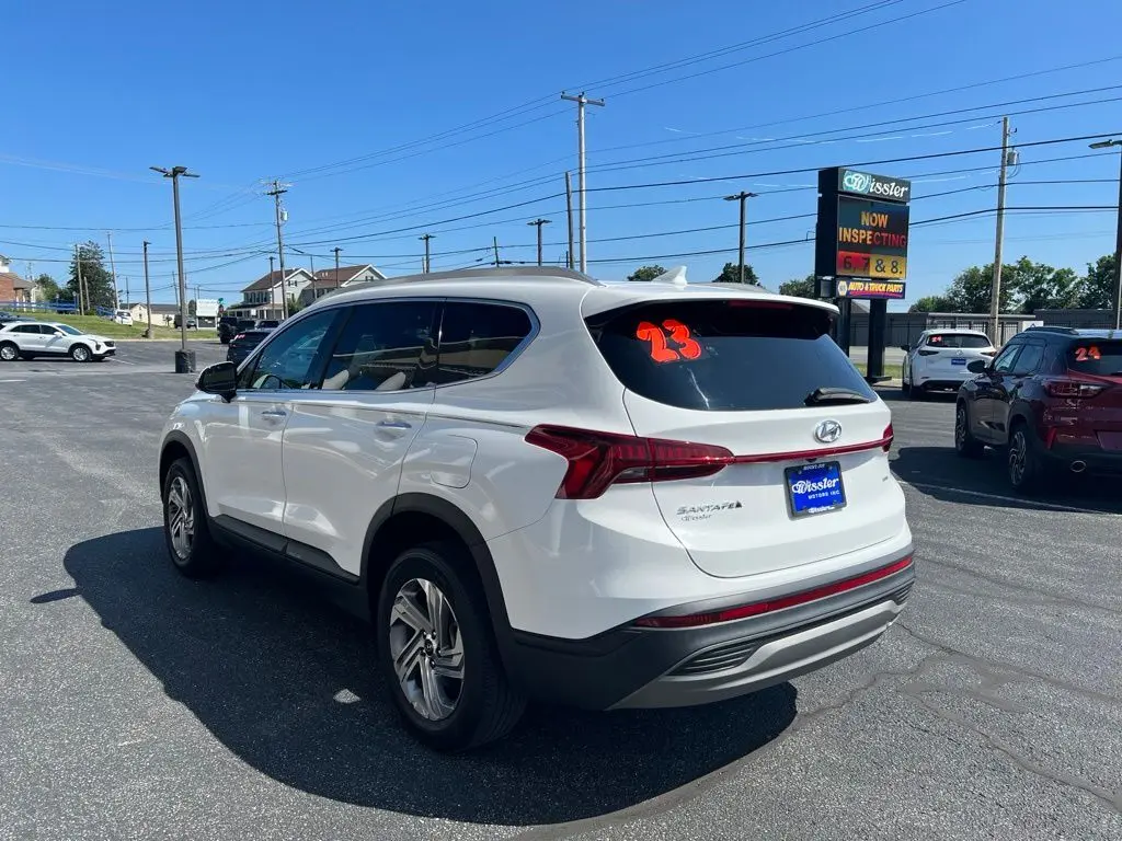 2023 Hyundai Santa Fe SEL 2.5 AWD photo 3