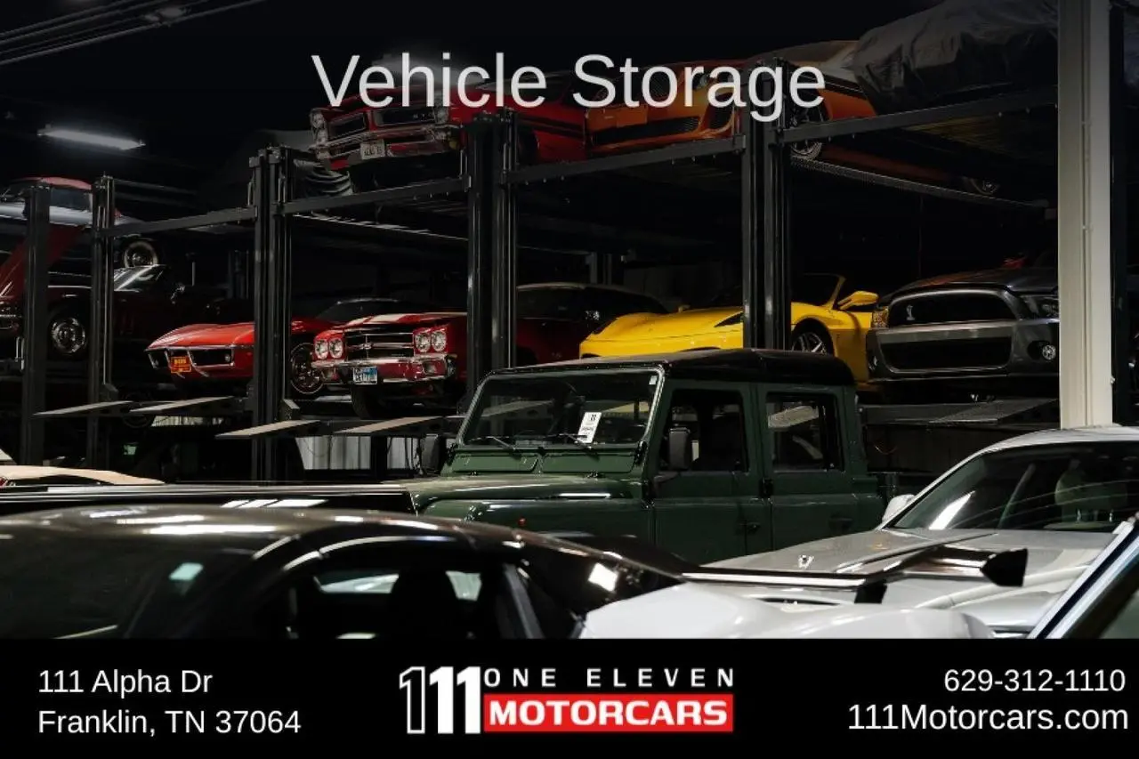 2023 Land Rover Defender 75th Edition photo 4