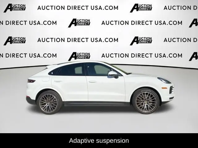 2023 Porsche Cayenne Base photo 5