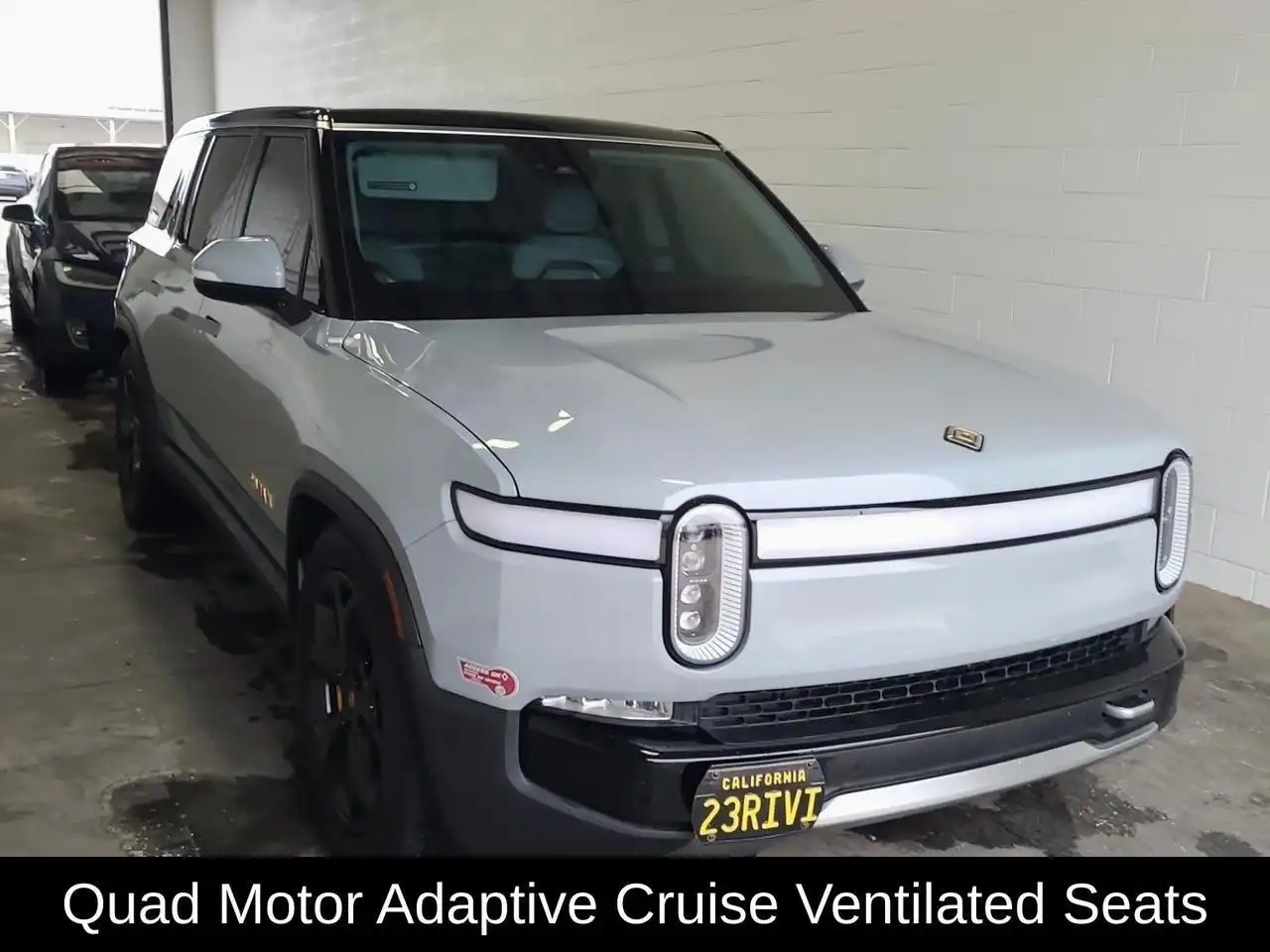 2023 Rivian R1S Adventure Quad-Motor Large Pack's photo