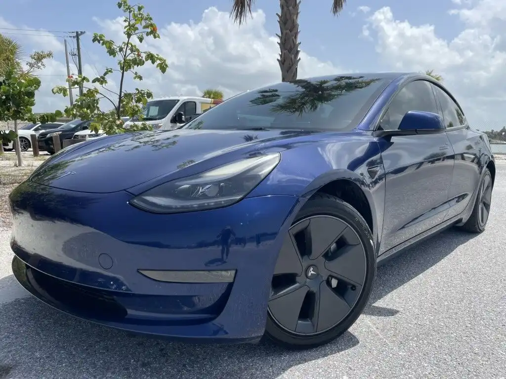 2023 Tesla Model 3 Long Range's photo