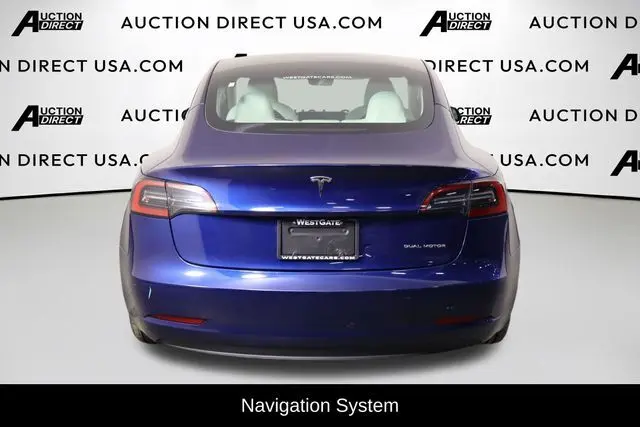 2023 Tesla Model 3 Long Range photo 3