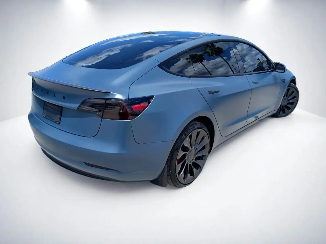 2023 Tesla Model 3 Performance photo 5