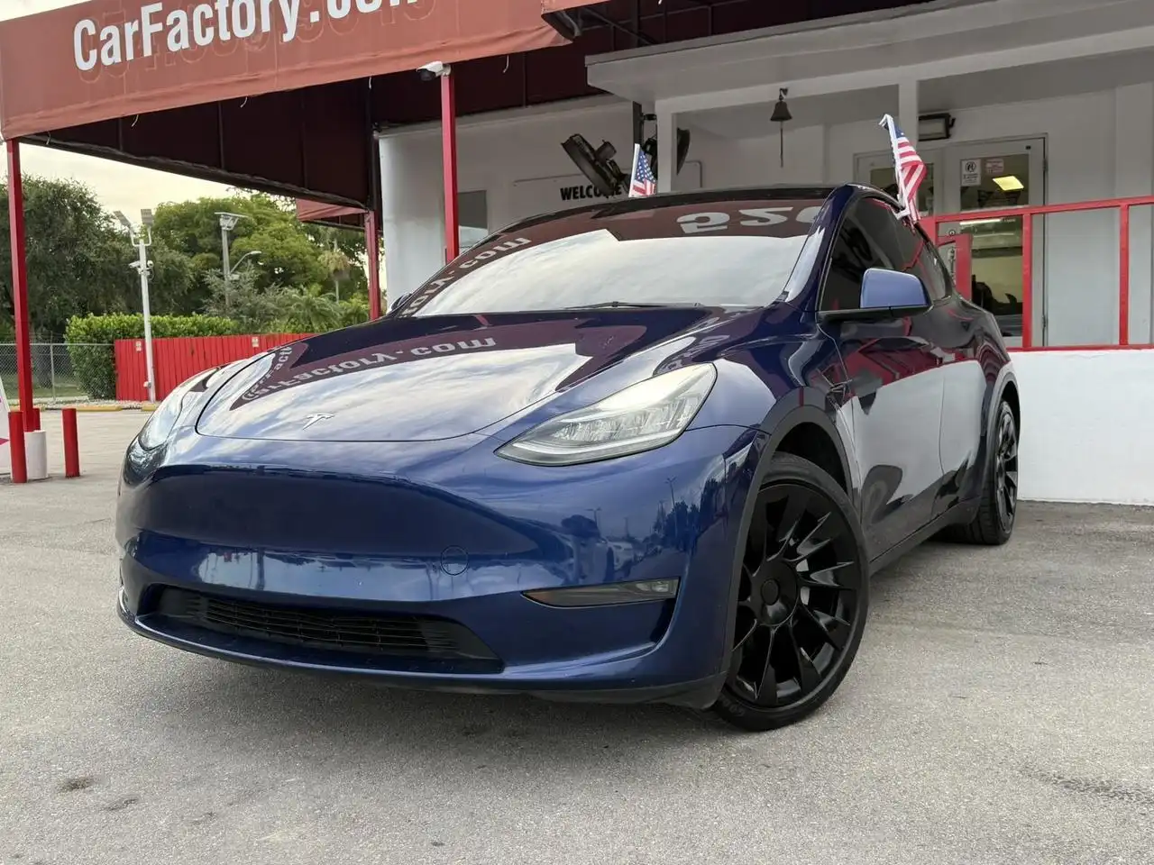 2023 Tesla Model Y Long Range Dual Motor All-Wheel Drive's photo