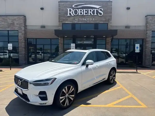 2023 Volvo XC60 B5 Ultimate Bright Theme AWD's photo
