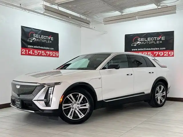 2024 Cadillac Lyriq Tech AWD's photo