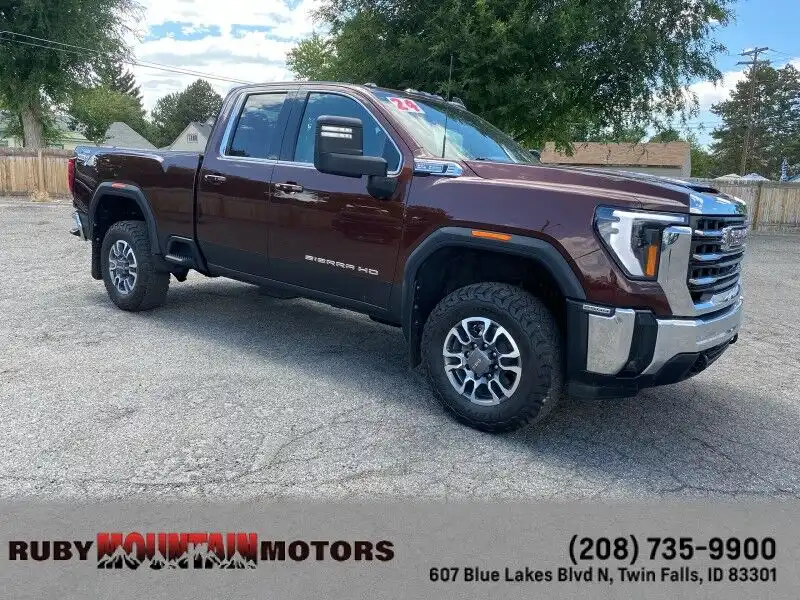 2024 GMC Sierra SLE 4WD Double Cab Standard Box's photo
