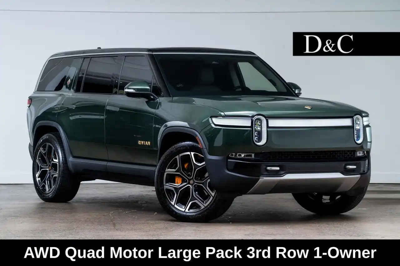 2024 Rivian R1S Adventure Quad-Motor Large Pack's photo